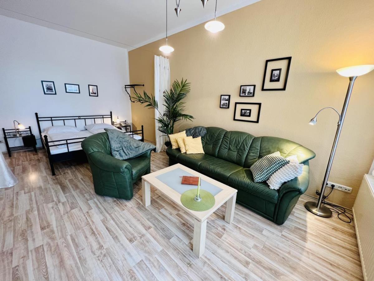 Turmblick Apartment Росток Екстериор снимка
